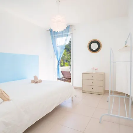 Standing Apartment